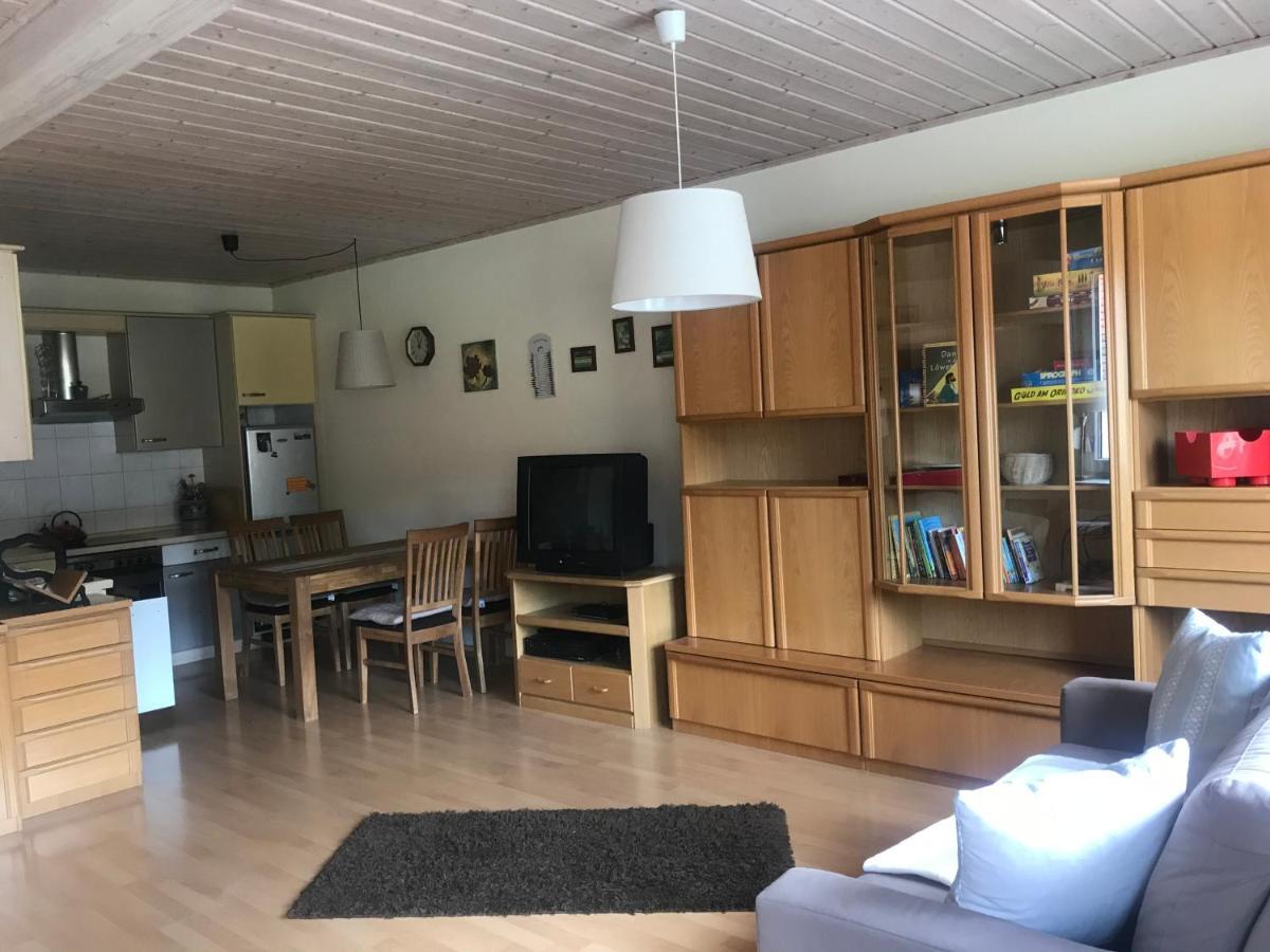 Ferienwohnung Am Gruenen Band Hellingen Exteriör bild